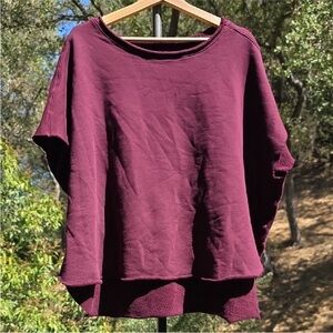 FRANK & EILEEN NWOT Burgundy Capelet